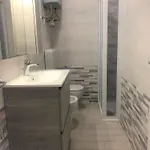 Cozy Flat 50mt From The Sea דירה ביביונה