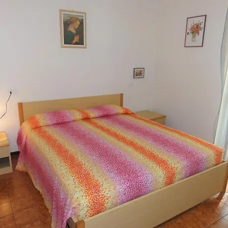 Cozy Flat 50mt From The Sea Апартаменты Бибионе