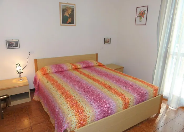 Cozy Flat 50mt From The Sea Апартаменты Бибионе