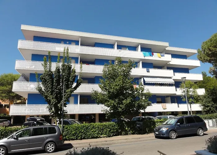 Апартаменты Cozy Flat 50mt From The Sea